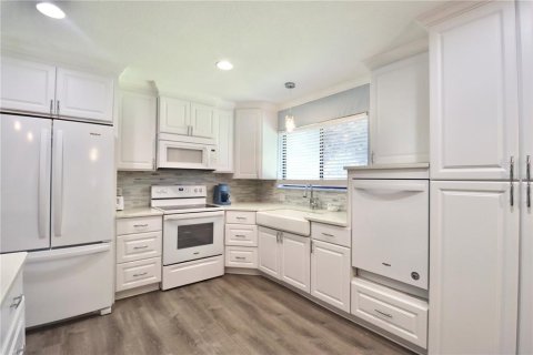 Casa en venta en Port Charlotte, Florida, 3 dormitorios, 111.85 m2 № 1885938 - foto 10