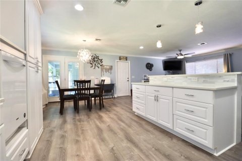 Casa en venta en Port Charlotte, Florida, 3 dormitorios, 111.85 m2 № 1885938 - foto 15