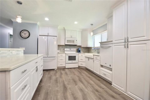 Casa en venta en Port Charlotte, Florida, 3 dormitorios, 111.85 m2 № 1885938 - foto 12