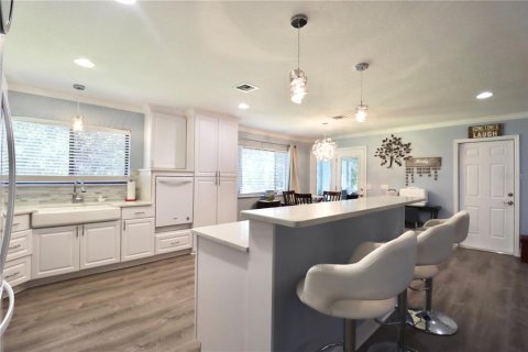 Casa en venta en Port Charlotte, Florida, 3 dormitorios, 111.85 m2 № 1885938 - foto 11