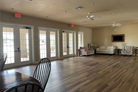 Villa ou maison à louer à Spring Hill, Floride: 4 chambres, 175.68 m2 № 1772110 - photo 15