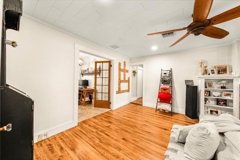 Casa en venta en Minneola, Florida, 6 dormitorios, 320.51 m2 № 1894205 - foto 5
