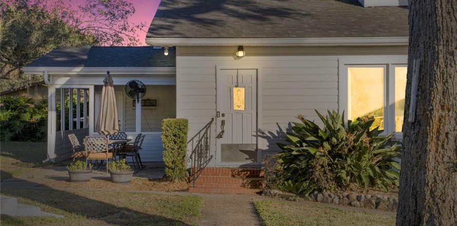 Casa en Minneola, Florida 6 dormitorios, 320.51 m2 № 1894205
