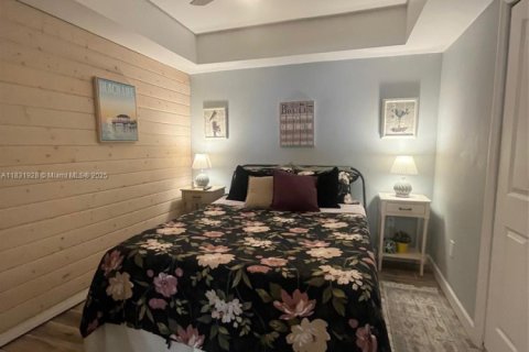 Villa ou maison à louer à Miami, Floride: 2 chambres, 102.19 m2 № 1936223 - photo 10