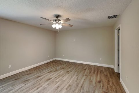 Casa en alquiler en Dunnellon, Florida, 3 dormitorios, 129.69 m2 № 1905767 - foto 5