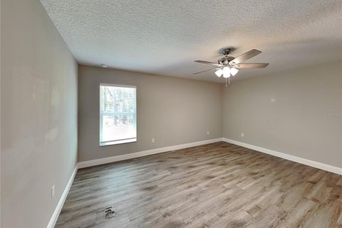 Casa en alquiler en Dunnellon, Florida, 3 dormitorios, 129.69 m2 № 1905767 - foto 4