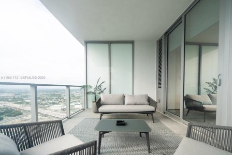 Condo in Miami, Florida, 2 bedrooms  № 1998941 - photo 18