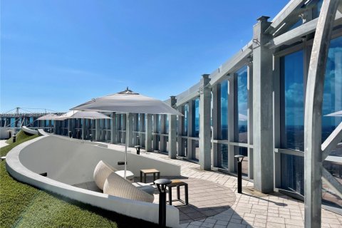 Condo in Miami, Florida, 2 bedrooms  № 1998941 - photo 30