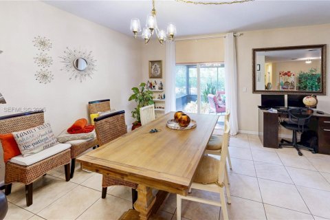 Купить виллу или дом в Хомстед, Флорида 3 спальни, 167.22м2, № 2034669 - фото 16