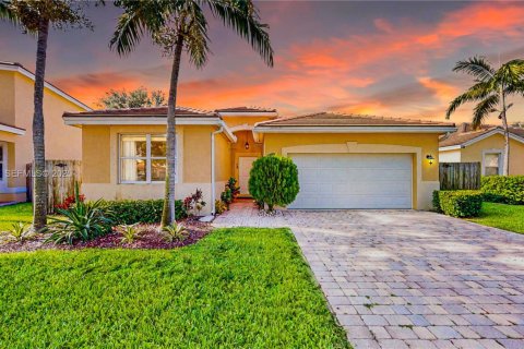 Купить виллу или дом в Хомстед, Флорида 3 спальни, 167.22м2, № 2034669 - фото 3