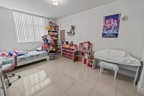 Купить кондоминиум в Холливуд, Флорида 1 комната, 111.95м2, № 2187228 - фото 30