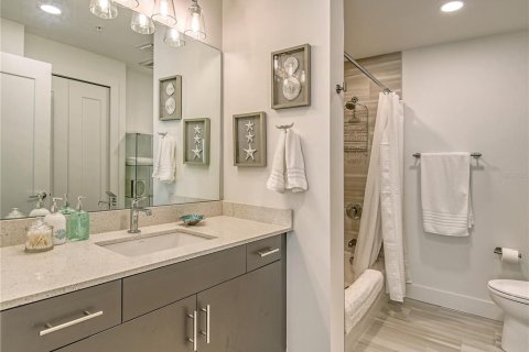Снять в аренду кондоминиум в Сарасота, Флорида 4 комнаты, 83.24м2, № 2205250 - фото 17