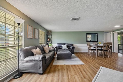 Villa ou maison à vendre à Hudson, Floride: 2 chambres, 141.12 m2 № 1910001 - photo 8