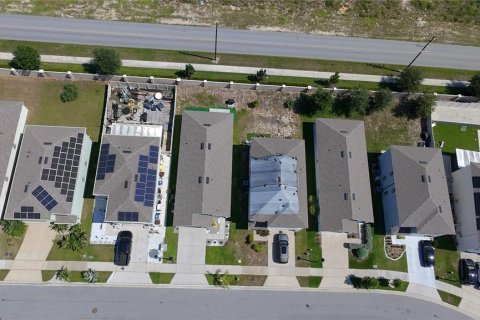House in Davenport, Florida 3 bedrooms, 142.05 sq.m. № 1879264 - photo 27