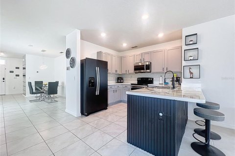 House in Davenport, Florida 3 bedrooms, 142.05 sq.m. № 1879264 - photo 6