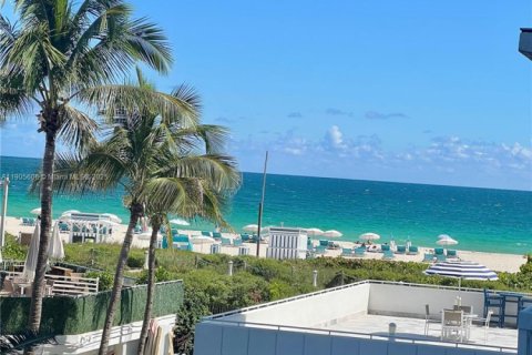 Condo in Miami Beach, Florida, 1 bedroom  № 2012702