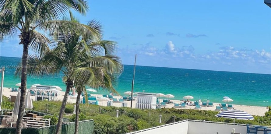 Condo in Miami Beach, Florida, 1 bedroom  № 2012702