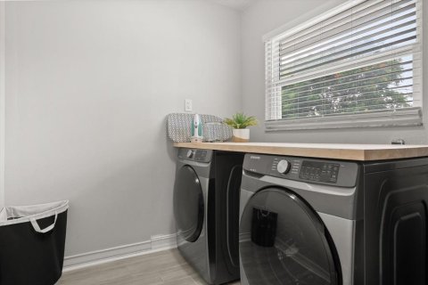 Casa en venta en Orlando, Florida, 3 dormitorios, 177.07 m2 № 1914906 - foto 19