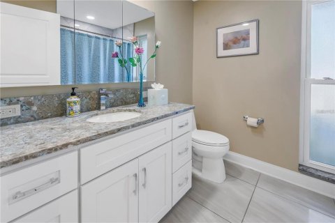 Casa en alquiler en Treasure Island, Florida, 3 dormitorios, 305.83 m2 № 1821489 - foto 15