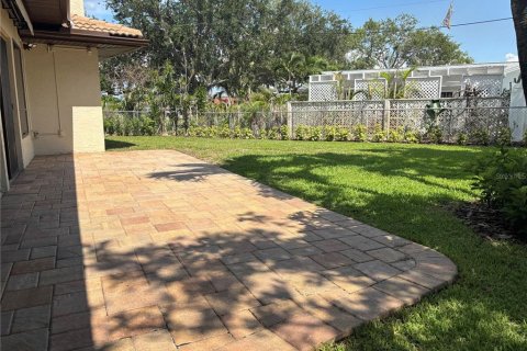 Casa en alquiler en Treasure Island, Florida, 3 dormitorios, 305.83 m2 № 1821489 - foto 12