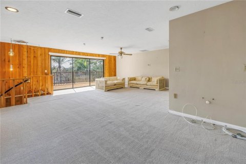 Casa en alquiler en Treasure Island, Florida, 3 dormitorios, 305.83 m2 № 1821489 - foto 17