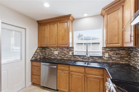 Villa ou maison à vendre à Clearwater, Floride: 4 chambres, 139.35 m2 № 2147753 - photo 11