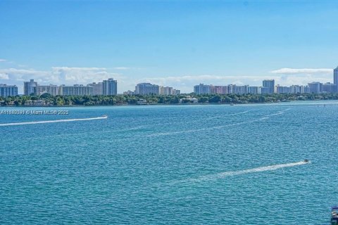 Copropriété à louer à North Bay Village, Floride: 2 chambres, 93.37 m2 № 1929167 - photo 11
