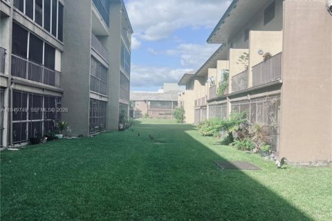 Купить кондоминиум в Хайалиа Гарденс, Флорида 2 спальни, 118.91м2, № 2005718 - фото 21