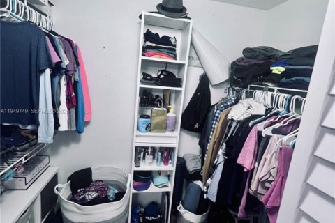 Купить кондоминиум в Хайалиа Гарденс, Флорида 2 спальни, 118.91м2, № 2005718 - фото 14