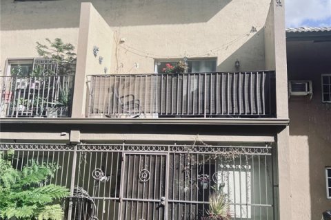 Купить кондоминиум в Хайалиа Гарденс, Флорида 2 спальни, 118.91м2, № 2005718 - фото 22