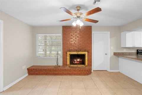 Casa en venta en Orlando, Florida, 4 dormitorios, 153.01 m2 № 1916127 - foto 15
