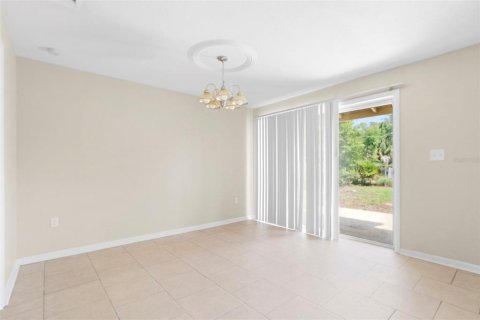 Casa en venta en Orlando, Florida, 4 dormitorios, 153.01 m2 № 1916127 - foto 23