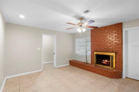 Casa en venta en Orlando, Florida, 4 dormitorios, 153.01 m2 № 1916127 - foto 16
