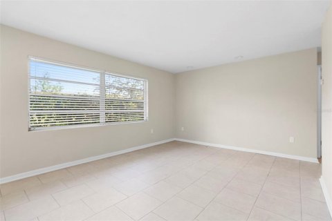 Casa en venta en Orlando, Florida, 4 dormitorios, 153.01 m2 № 1916127 - foto 21