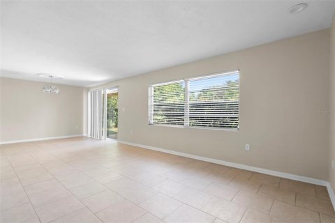 Casa en venta en Orlando, Florida, 4 dormitorios, 153.01 m2 № 1916127 - foto 22