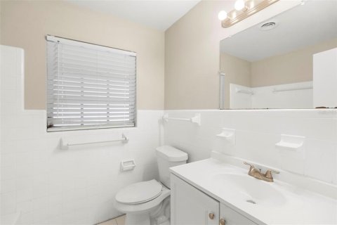 Casa en venta en Orlando, Florida, 4 dormitorios, 153.01 m2 № 1916127 - foto 29