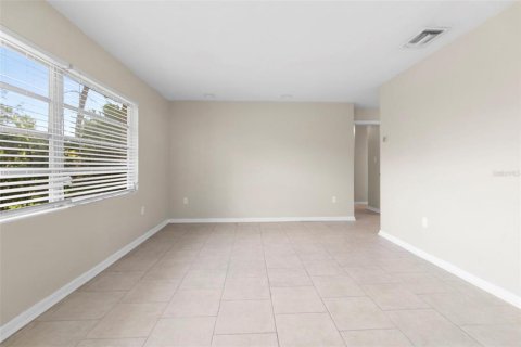 Casa en venta en Orlando, Florida, 4 dormitorios, 153.01 m2 № 1916127 - foto 20