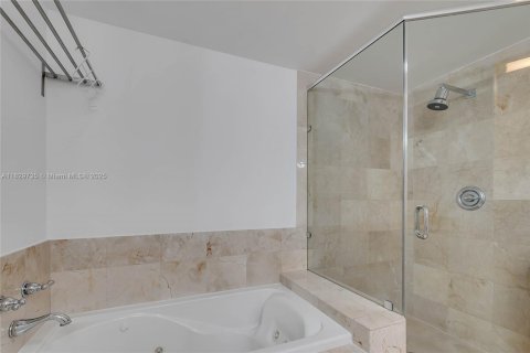 Copropriété à vendre à Coral Gables, Floride: 2 chambres, 94.76 m2 № 1806204 - photo 13