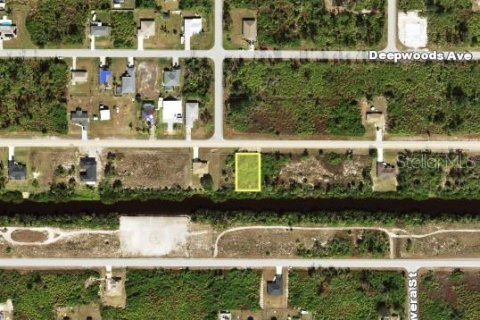 Terreno en venta en Port Charlotte, Florida № 1901260 - foto 2