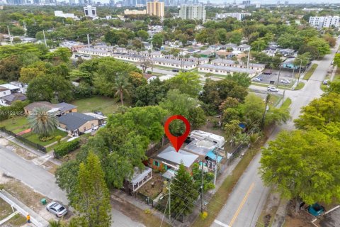 Casa en venta en Miami, Florida, 2 dormitorios, 86.96 m2 № 2051252 - foto 30
