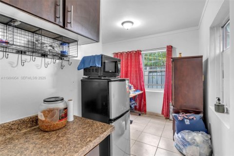 Casa en venta en Miami, Florida, 2 dormitorios, 86.96 m2 № 2051252 - foto 20
