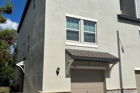 Touwnhouse à louer à Tampa, Floride: 3 chambres, 173.17 m2 № 2095891 - photo 2