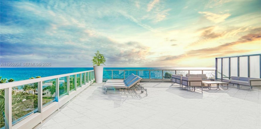 Кондоминиум с 2 спальнями в Майами-Бич, Флорида № 2019701