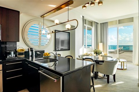 Купить кондоминиум в Майами-Бич, Флорида 2 спальни, 120.03м2, № 2019701 - фото 16