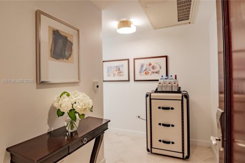 Купить кондоминиум в Майами-Бич, Флорида 2 спальни, 120.03м2, № 2019701 - фото 21