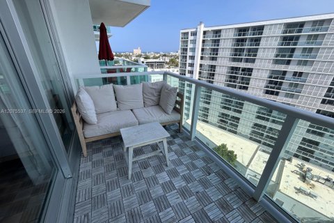 Condo in Miami Beach, Florida, 1 bedroom  № 2317958 - photo 8