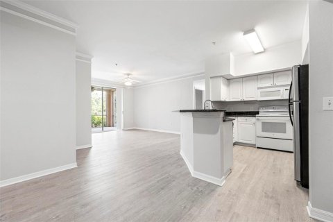 Copropriété à louer à Sarasota, Floride: 3 chambres, 118.91 m2 № 2399360 - photo 5