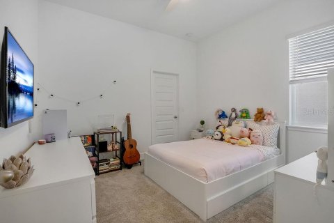 House in Winter Garden, Florida 3 bedrooms, 196.58 sq.m. № 2393505 - photo 27