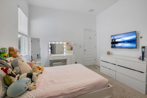 House in Winter Garden, Florida 3 bedrooms, 196.58 sq.m. № 2393505 - photo 28