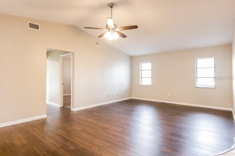 Casa en alquiler en Cape Coral, Florida, 3 dormitorios, 177.44 m2 № 1905167 - foto 7